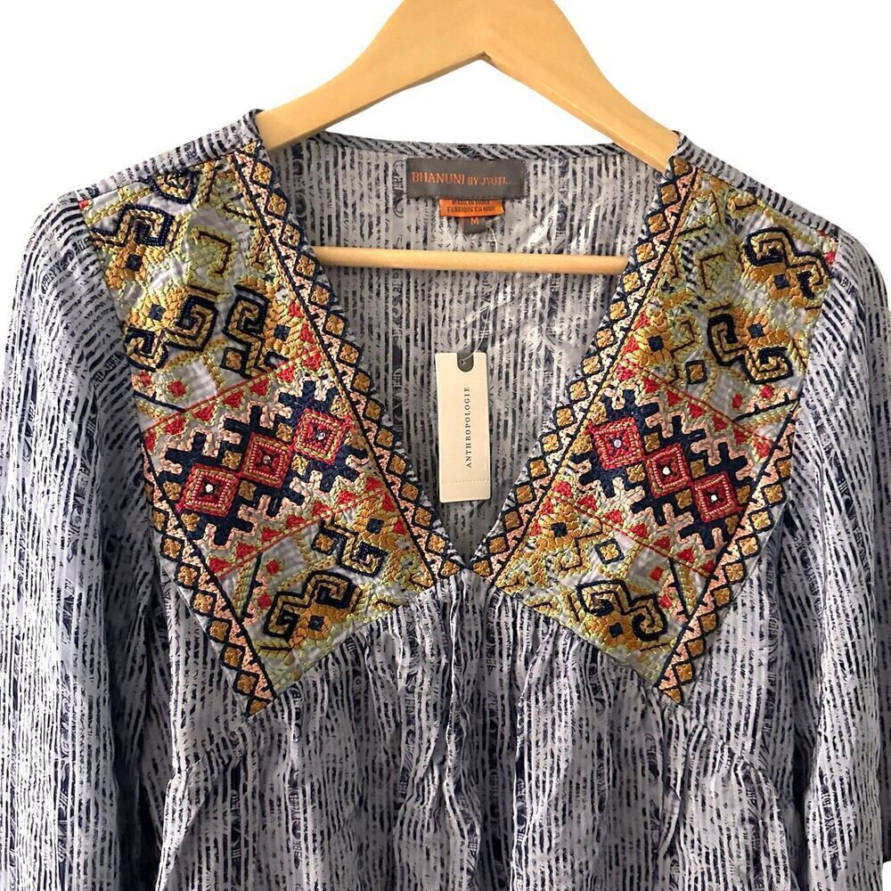 Anthropologie Bhanunu by Jyoto Blue Floral Embroidered 3/4 Sleeve V-Neck Tunic M - Picture 10 of 11